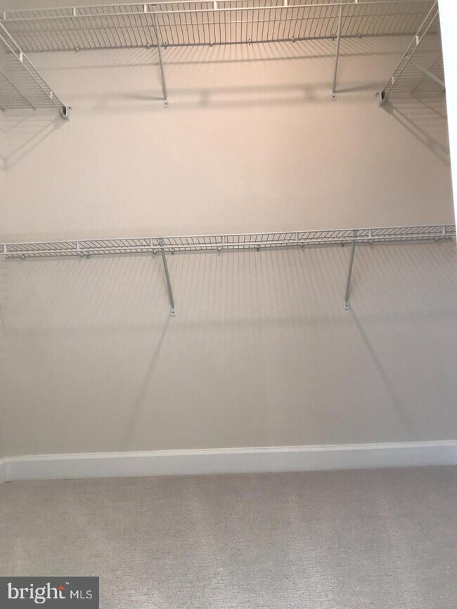 Building Photo - 12992 Hattontown Square