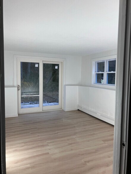 Building Photo - 495 Lafayette Rd