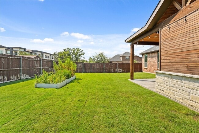 Building Photo - 3813 Gennaker Dr