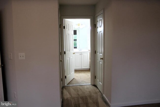 Building Photo - 7967 Almeda Ct