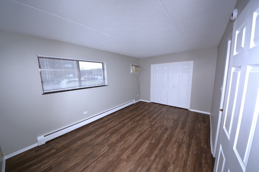 Building Photo - 7335 Tiffany Dr