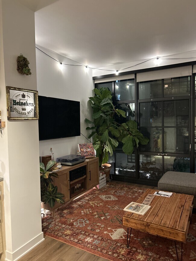 Building Photo - 2030 8th St NW