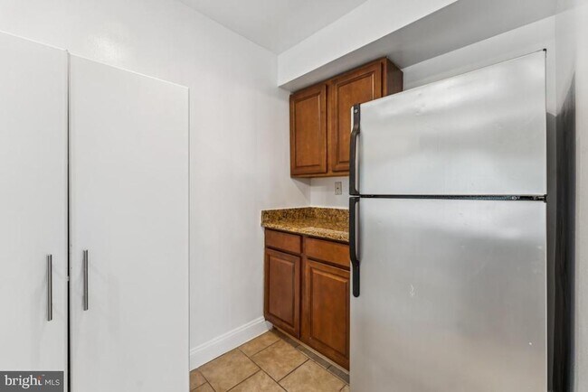 Building Photo - 1400 Oglethorpe St NW