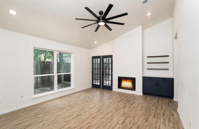 Building Photo - 13155 Pebblewalk Cir S