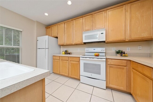 Building Photo - 9858 Tivoli Villa Dr
