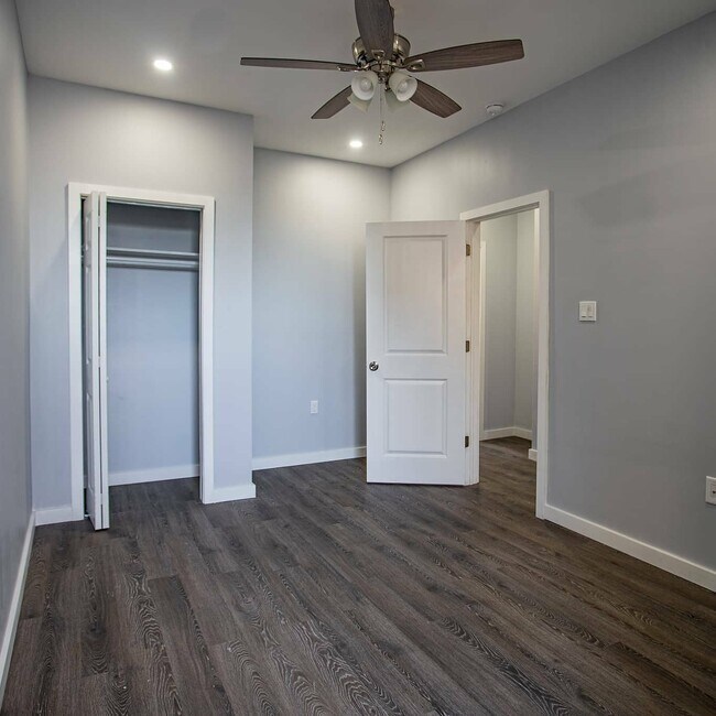 Building Photo - 31 S Salford St