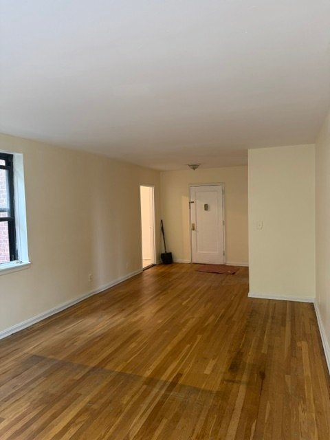 Building Photo - 237 N Broadway