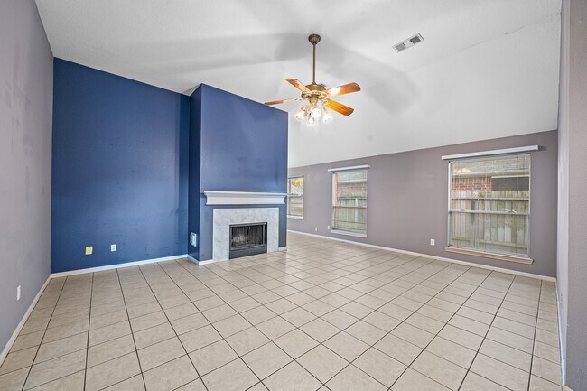 Building Photo - 6434 Bosley Ln