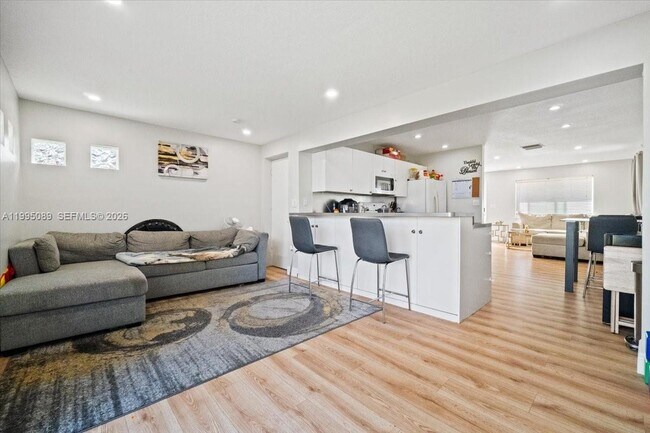 Building Photo - 5402 NW 25th Terrace