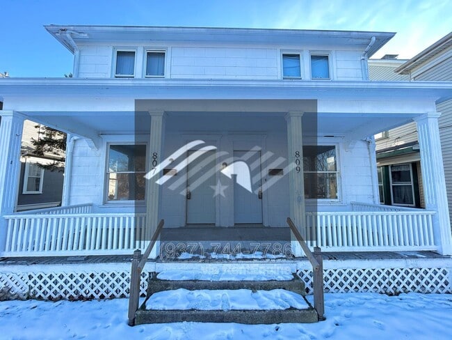 Primary Photo - 807 W Ash St