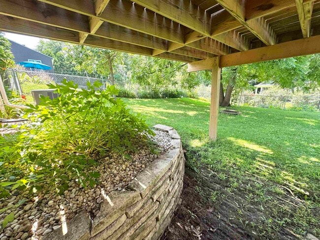 Building Photo - 222 S Midvale Blvd