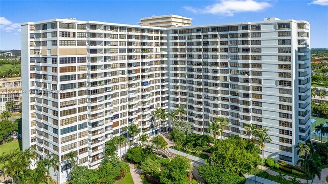 Building Photo - 600 Three Islands Boulevard