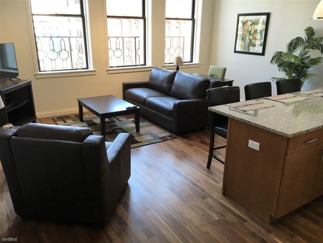 Building Photo - 1437 Woodward Ave