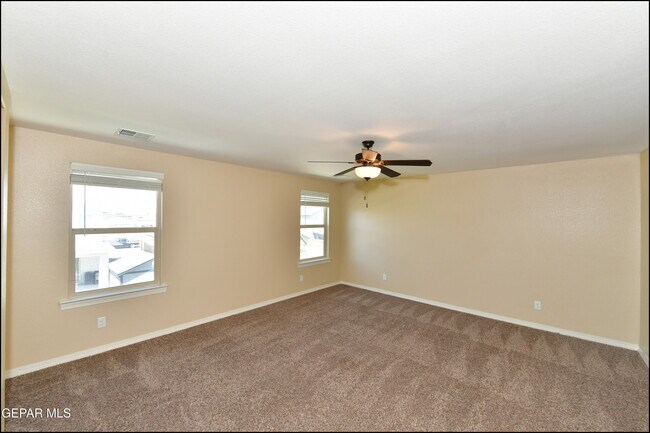 Building Photo - 14717 Tierra Escape Ave