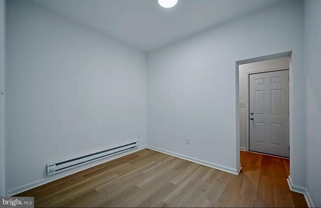 Building Photo - 1616 W Wingohocking St