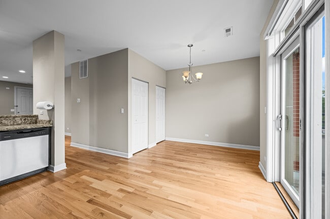 Building Photo - 86 Legacy Ln