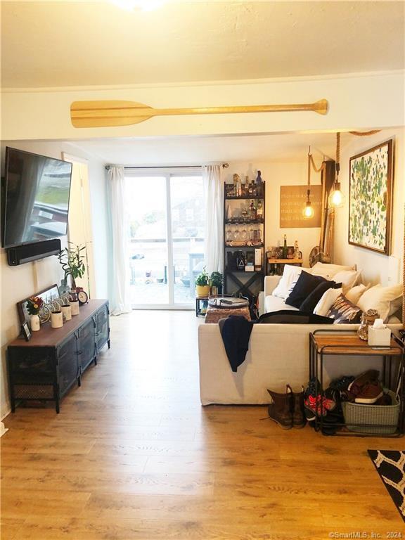 Building Photo - 93 French St