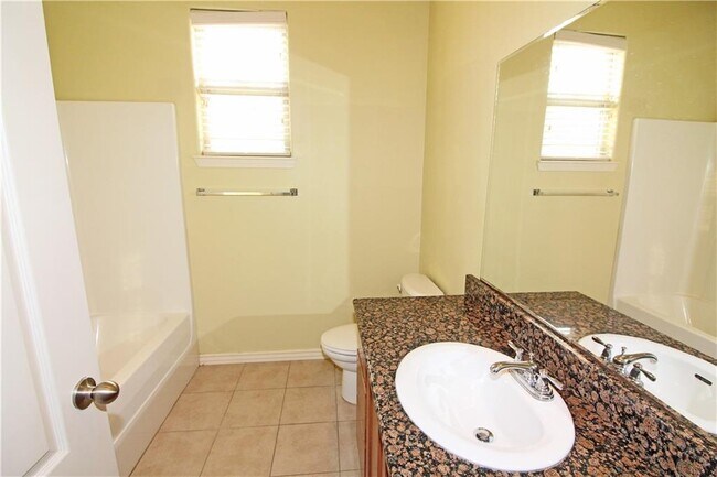 Building Photo - 4302 SW Brownstone Ave