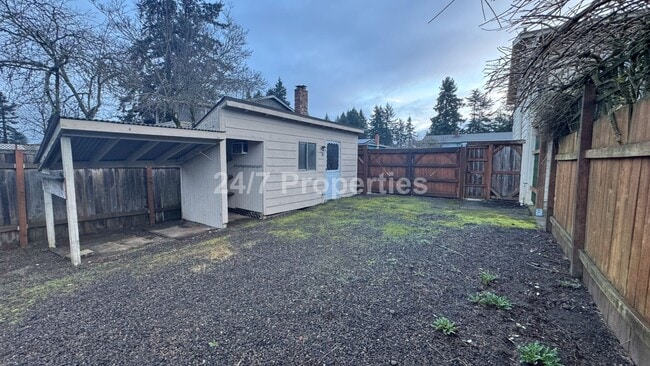 Building Photo - Spacious 4 Bedroom Home in Oregon City! - RV/Boat/Trailer Parking