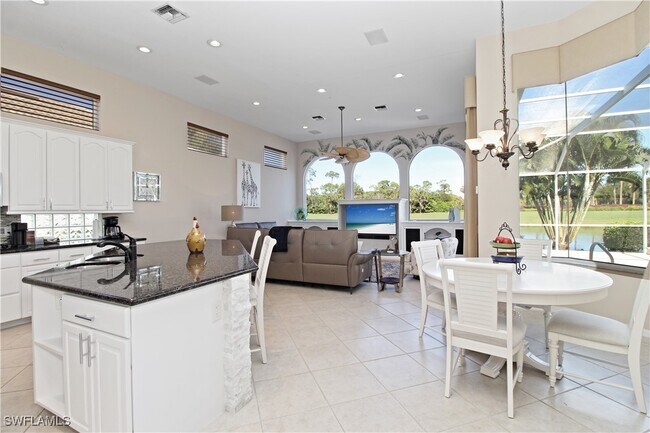 Building Photo - 1901 Winding Oaks Way