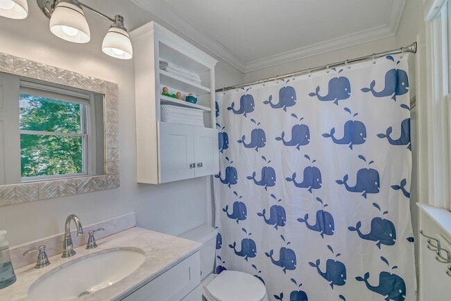 Building Photo - 6612 Kerns Rd