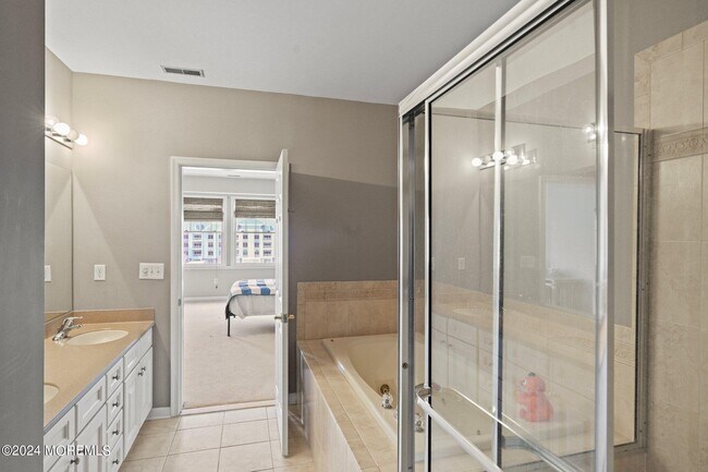 Building Photo - 33 Cooper Ave