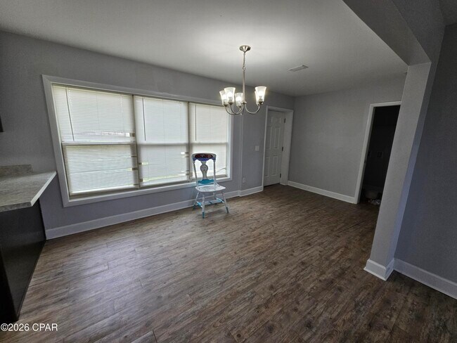 Building Photo - 5701 Lilly St