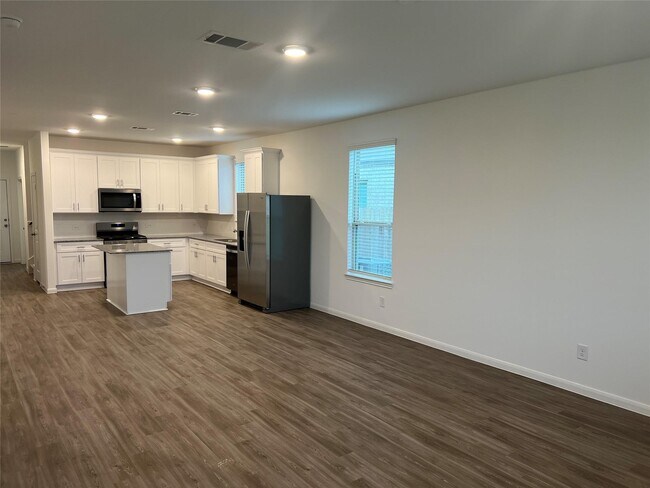 Building Photo - 21110 Turtle Gln Ln