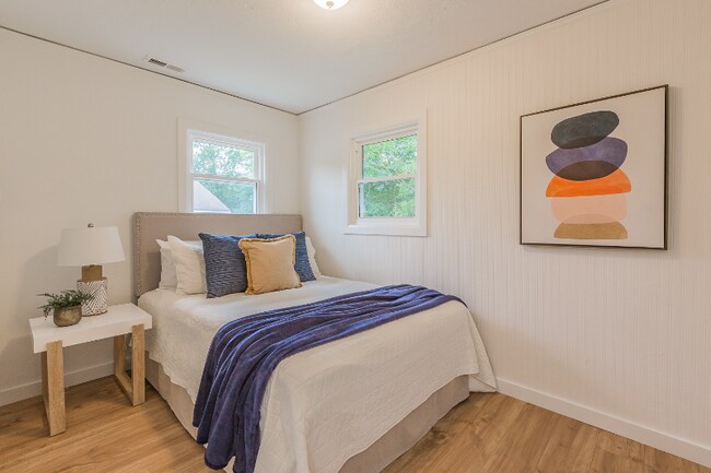 Building Photo - 3311 Tarlton Ave