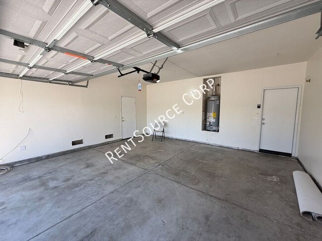 Building Photo - 343 E Ave J 8