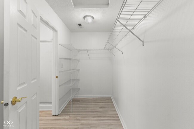 Building Photo - 13711 Alvernon Pl