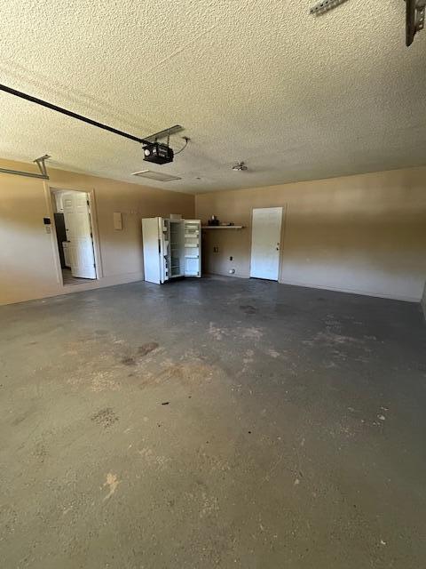 Building Photo - 2625 Weeping Willow Ln