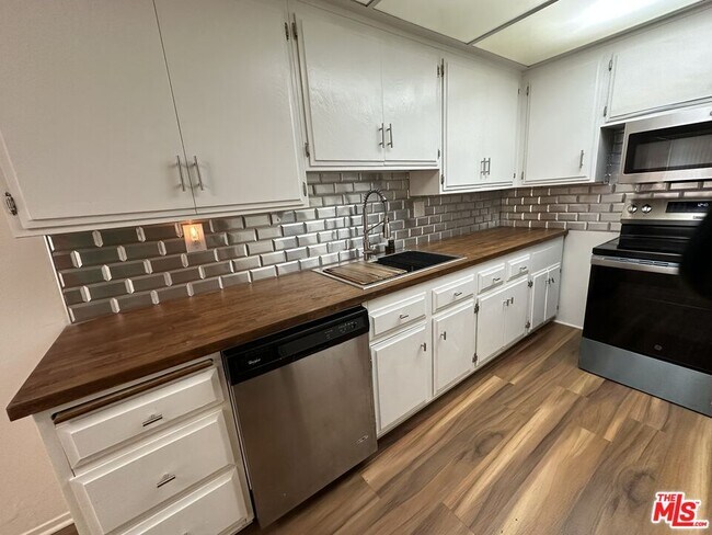 Building Photo - 3500 W Manchester Blvd