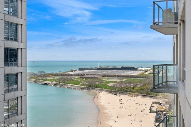 Building Photo - 600 N Lake Shore Dr