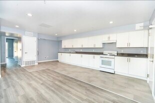 Building Photo - 4312 Elizabeth St