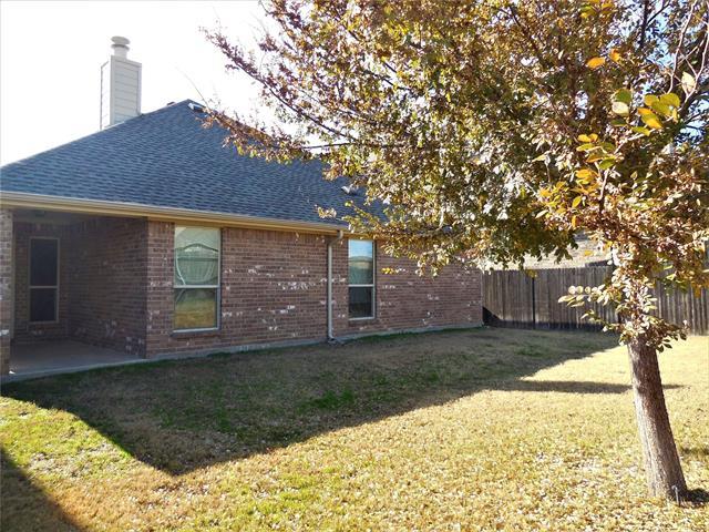 Building Photo - 13713 Blue Bell Dr