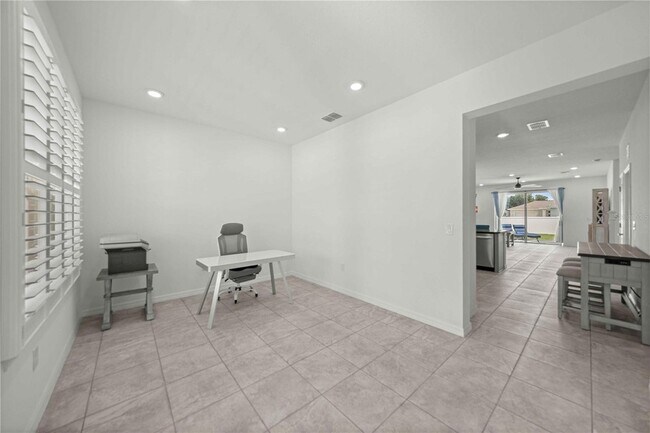 Building Photo - 7539 SW 64th St Rd