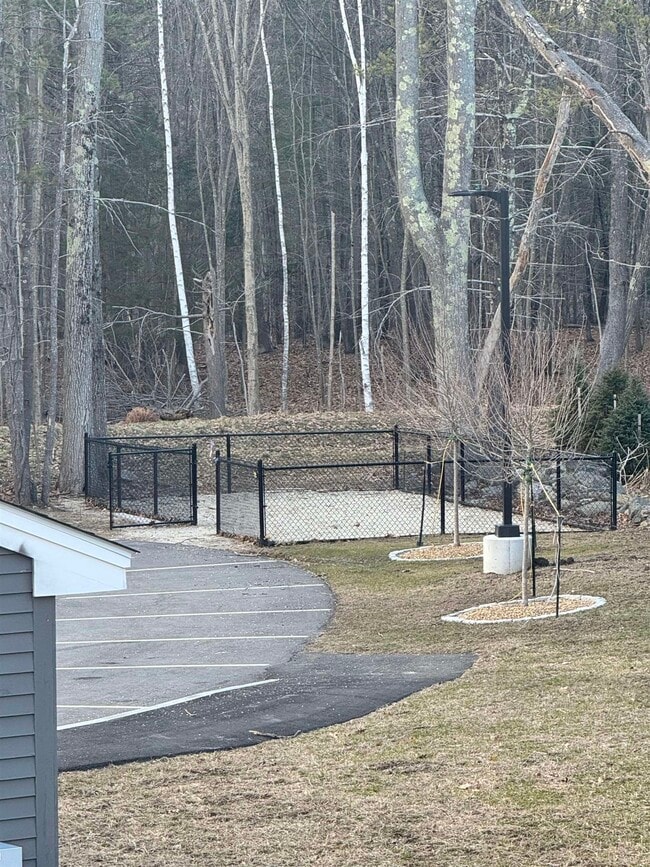 Building Photo - 9 Monarch Wy