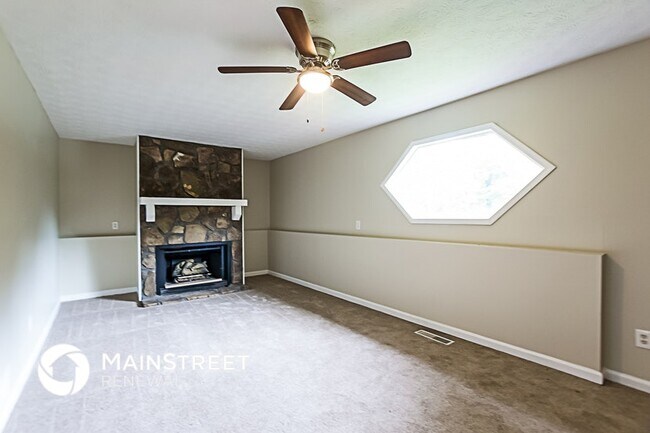 Building Photo - 2680 Robin Way Ct SW
