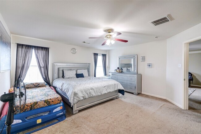 Building Photo - 21030 Kenna Cove Ln