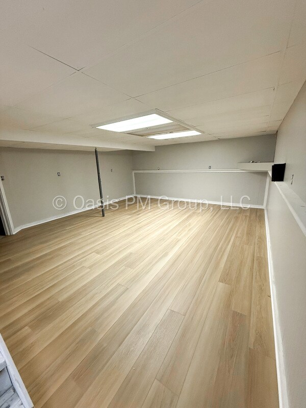 Building Photo - 9577 OH-104