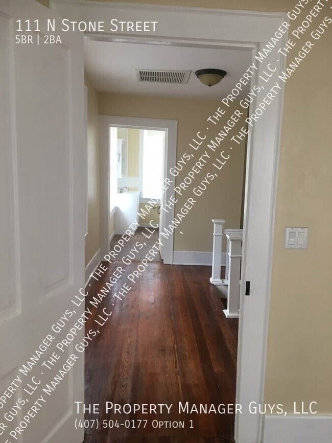 Building Photo - 111 N Stone St