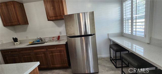 Building Photo - 8701 S Van Ness Ave