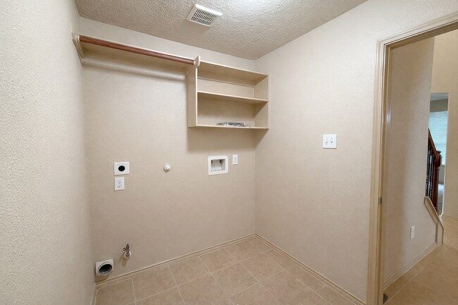 Building Photo - 11922 Harristown Drive