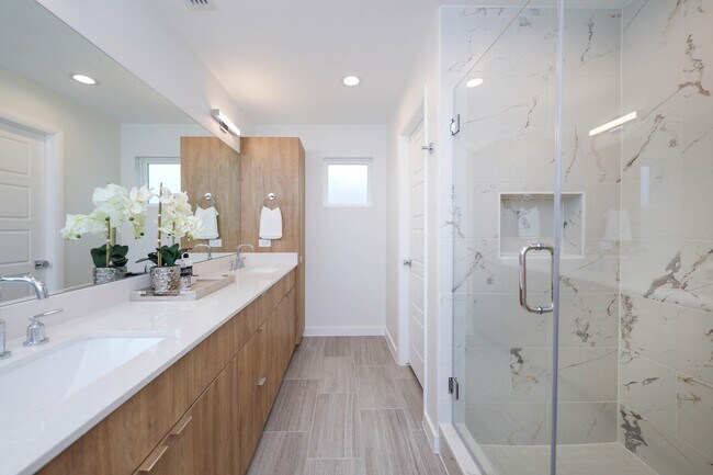 Building Photo - 406 Deer Path Lp