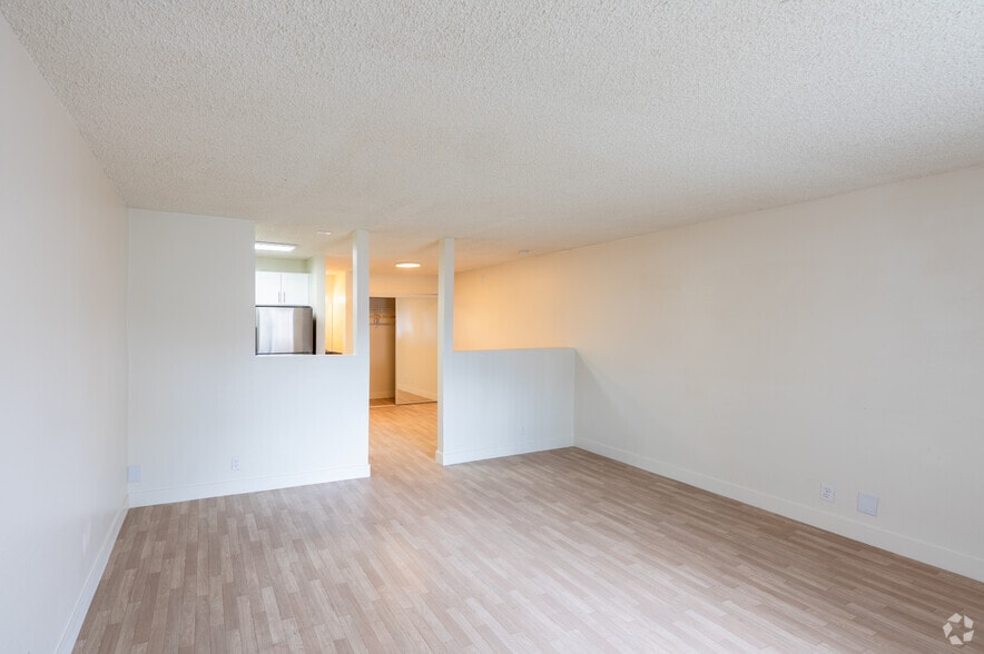 Primary Photo - Sierra Park Apartments
