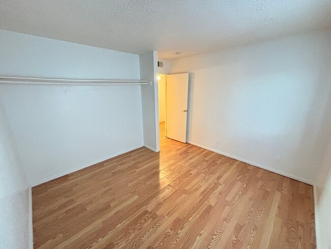 Building Photo - 155 Westminster Way