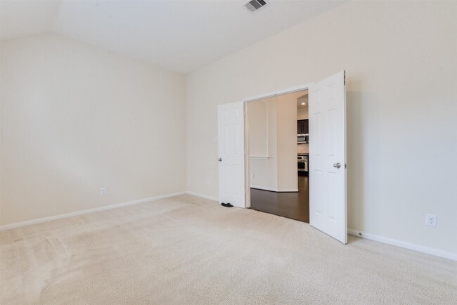 Building Photo - 2706 Night Song Dr