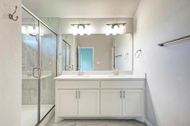 Building Photo - 2969 Diego Dr