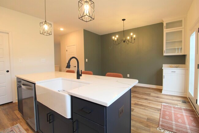Building Photo - 1412 Palomino Trl